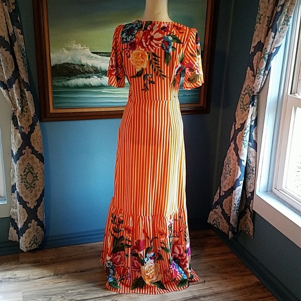 NWOT LULU’STROPICAL FLORAL FULL SKIRT MAXI DRESS - Picture 4 of 13